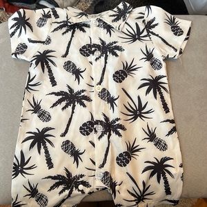 3/6 month Shein jumper (62 on tag) looks to run on bigger side